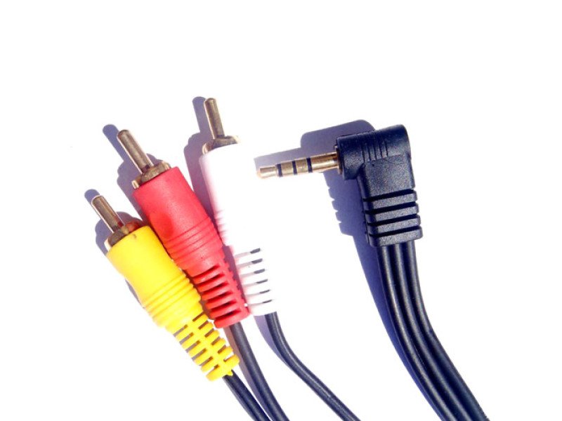3.5mm 4 pin Jack to 3 RCA A/V Connector