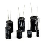 100 uF 25V Electrolytic Through Hole Capacitor (Pack of 5)