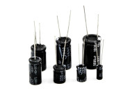 2200 uF 25V Electrolytic Through Hole Capacitor (Pack of 5)